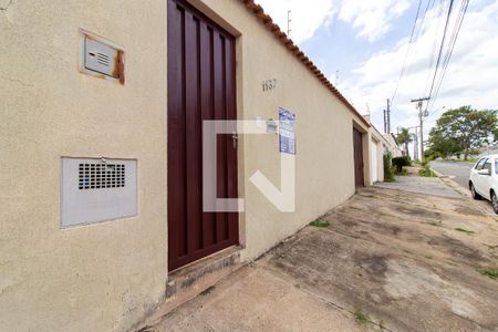 Fachada de casa à venda com 3 quartos, 170m² em Loteamento Alphaville Campinas, Campinas