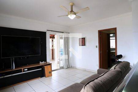 Sala de TV de apartamento à venda com 4 quartos, 184m² em União, Belo Horizonte