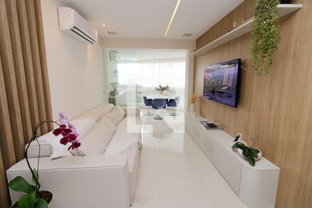 Sala de apartamento à venda com 3 quartos, 96m² em Barra da Tijuca, Rio de Janeiro
