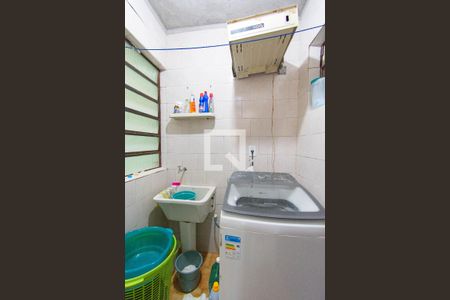 Área de Serviço de casa à venda com 4 quartos, 176m² em Igara, Canoas