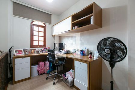 Escritório de casa para alugar com 4 quartos, 100m² em Parada Xv de Novembro, São Paulo