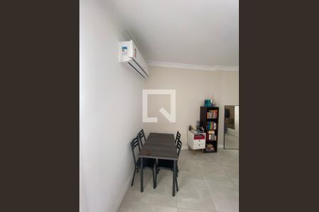 Sala de apartamento à venda com 2 quartos, 70m² em Copacabana, Rio de Janeiro