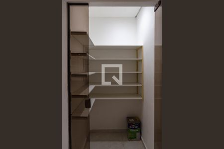 Despensa de casa para alugar com 2 quartos, 60m² em Vila Imaculada, Guarulhos
