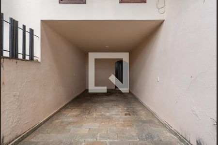 Garagem de casa à venda com 3 quartos, 360m² em Candelária, Belo Horizonte