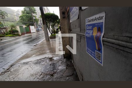 Plaquinha de casa à venda com 4 quartos, 180m² em Cubango, Niterói