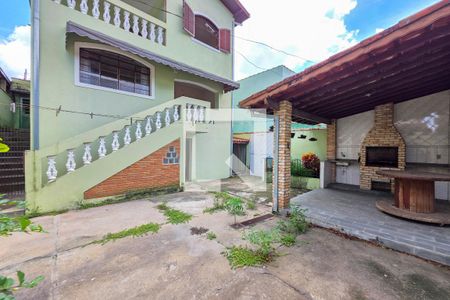 Quintal de casa para alugar com 3 quartos, 236m² em Jardim Altos de Santana, São José dos Campos