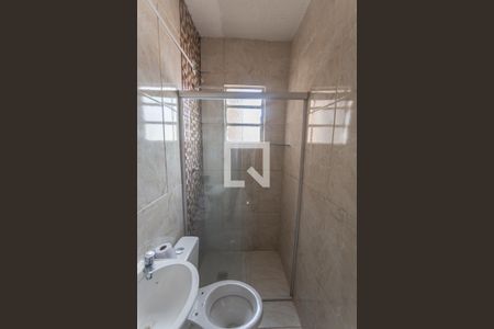 Banheiro Social de kitnet/studio para alugar com 1 quarto, 60m² em Bom Jesus, Belo Horizonte