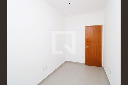 Quarto 2 de apartamento para alugar com 2 quartos, 48m² em Parque Mandaqui, São Paulo