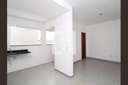 Cozinha de apartamento para alugar com 2 quartos, 42m² em Parque Mandaqui, São Paulo