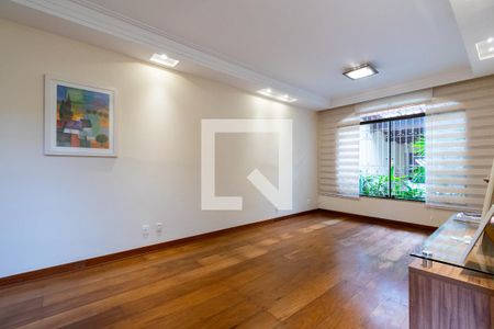 Sala de casa à venda com 3 quartos, 150m² em Vila Alexandria, São Paulo