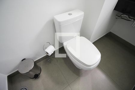 Lavabo de apartamento para alugar com 1 quarto, 65m² em Vila Olímpia, São Paulo
