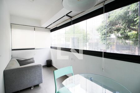 Varanda de apartamento para alugar com 1 quarto, 65m² em Vila Olímpia, São Paulo