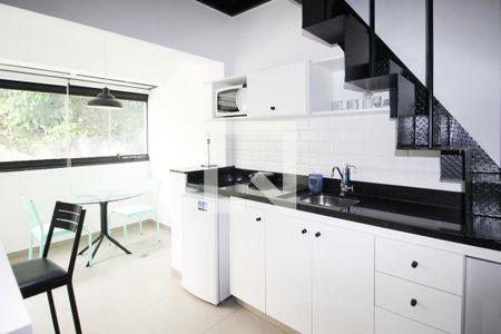 Cozinha de apartamento para alugar com 1 quarto, 65m² em Vila Olímpia, São Paulo
