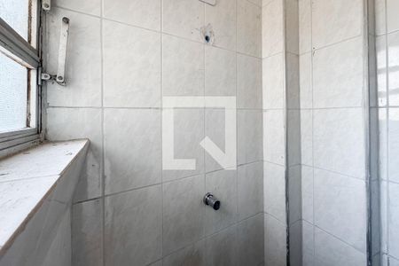 Banheiro de kitnet/studio à venda com 1 quarto, 29m² em Aclimação, São Paulo