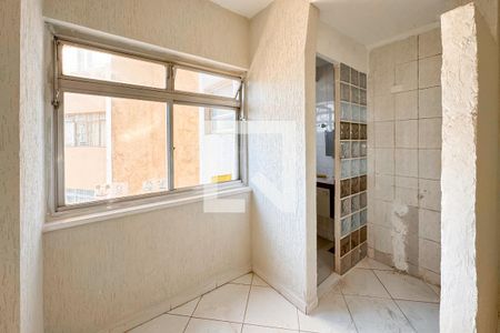 Banheiro de kitnet/studio à venda com 1 quarto, 29m² em Aclimação, São Paulo