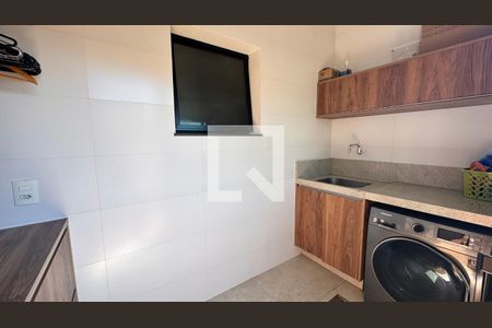 Área de Serviço de casa à venda com 3 quartos, 225m² em Jardim Ipaussurama, Campinas