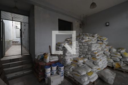 Garagem de casa à venda com 1 quarto, 240m² em Vila Fernandes, São Paulo