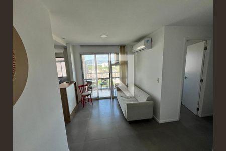 Sala/Cozinha de apartamento para alugar com 2 quartos, 60m² em Recreio dos Bandeirantes, Rio de Janeiro