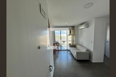 Sala/Cozinha de apartamento para alugar com 2 quartos, 60m² em Recreio dos Bandeirantes, Rio de Janeiro