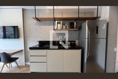 Cozinha de kitnet/studio para alugar com 1 quarto, 28m² em Pinheiros, São Paulo
