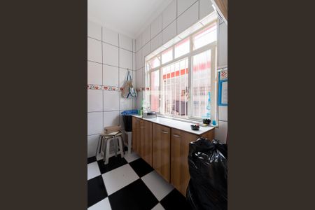 Cozinha 2 de casa à venda com 5 quartos, 388m² em Vila Ré, São Paulo