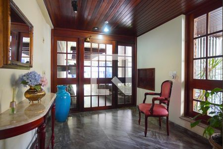 Área comum - Hall de Entrada de apartamento à venda com 3 quartos, 129m² em Floresta, Porto Alegre