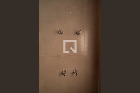 Banheiro Suite Master de apartamento à venda com 2 quartos, 120m² em Centro Comercial Jubran, Barueri
