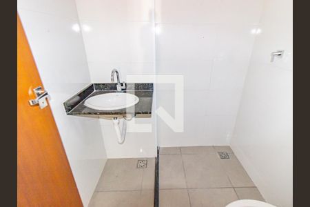 Banheiro de apartamento à venda com 2 quartos, 42m² em Vila Libanesa, São Paulo