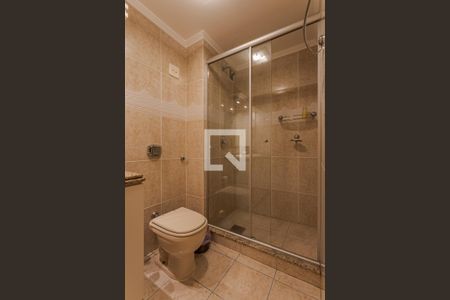 Banheiro de apartamento à venda com 2 quartos, 86m² em Três Figueiras, Porto Alegre