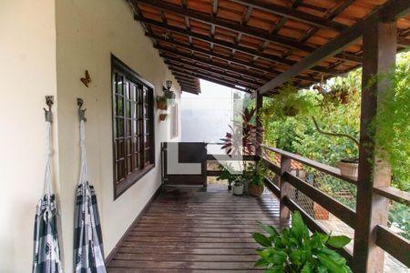 Varanda da Sala  (Casa 2) de casa à venda com 5 quartos, 750m² em Serra Grande, Niterói