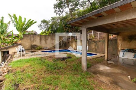 Área externa de casa para alugar com 3 quartos, 750m² em Serra Grande, Niterói