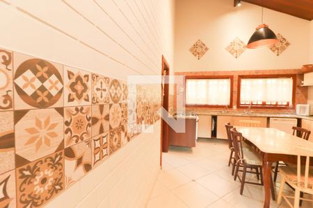 Cozinha e Área de Serviço de casa de condomínio à venda com 3 quartos, 771m² em Ivoturucaia, Jundiaí
