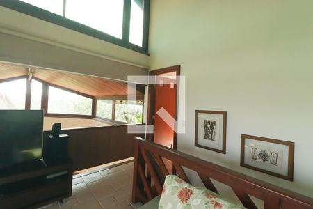 Sala de casa de condomínio à venda com 3 quartos, 771m² em Ivoturucaia, Jundiaí