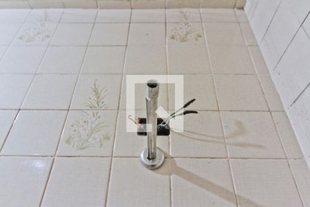 Banheiro da Garagem de casa para alugar com 3 quartos, 400m² em Casa Verde, São Paulo