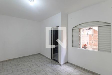 Suite de casa para alugar com 3 quartos, 120m² em Jardim Vera Cruz(zona Sul), São Paulo