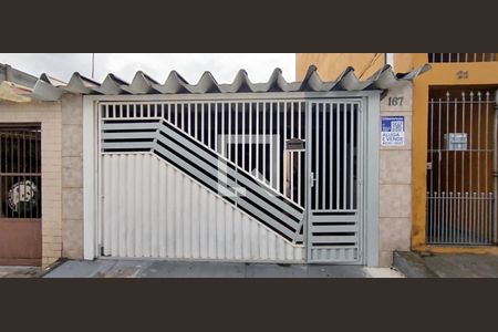 Fachada + Placa de casa para alugar com 3 quartos, 120m² em Jardim Vera Cruz(zona Sul), São Paulo