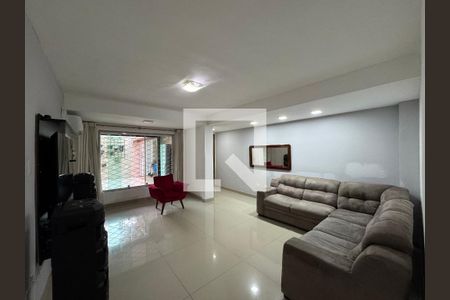 Sala de casa de condomínio à venda com 4 quartos, 170m² em Vargem Pequena, Rio de Janeiro