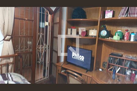 Quarto 3 de casa à venda com 3 quartos, 159m² em Vila Medeiros, São Paulo