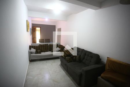 Sala de TV de casa à venda com 6 quartos, 360m² em João Pinheiro, Belo Horizonte