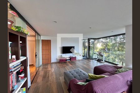 Sala de casa de condomínio à venda com 5 quartos, 554m² em Vargem Pequena, Rio de Janeiro