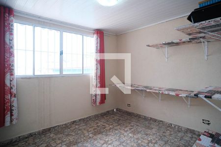 Quarto 2 de casa para alugar com 3 quartos, 100m² em Vila Dalila, São Paulo