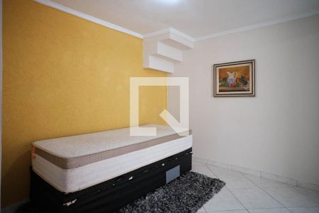 Quarto 1 de casa para alugar com 3 quartos, 100m² em Vila Dalila, São Paulo