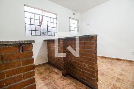Cozinha de kitnet/studio para alugar com 1 quarto, 20m² em Parque Roseira, Carapicuíba