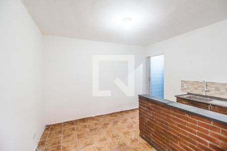 Sala/Quarto de kitnet/studio para alugar com 1 quarto, 20m² em Parque Roseira, Carapicuíba