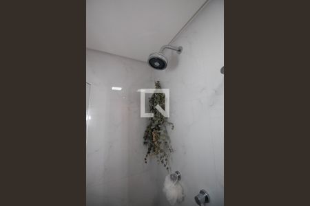 Banheiro da Suíte de apartamento para alugar com 2 quartos, 52m² em Carandiru, São Paulo
