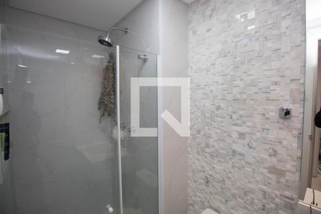 Banheiro da Suíte de apartamento para alugar com 2 quartos, 52m² em Carandiru, São Paulo