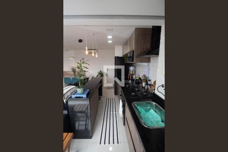 Cozinha de apartamento para alugar com 2 quartos, 52m² em Carandiru, São Paulo