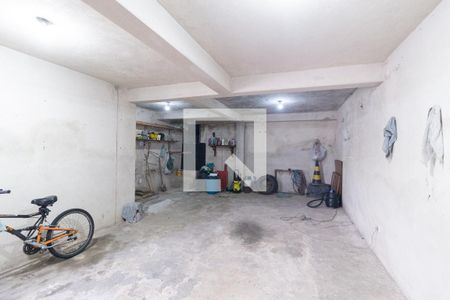 Garagem de casa à venda com 8 quartos, 578m² em Pestana, Osasco