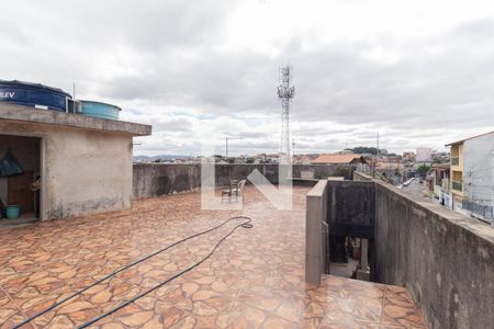 Quintal de casa à venda com 8 quartos, 578m² em Pestana, Osasco