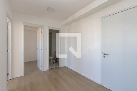 Sala/Cozinha de apartamento para alugar com 2 quartos, 30m² em Jardim Aeroporto, São Paulo